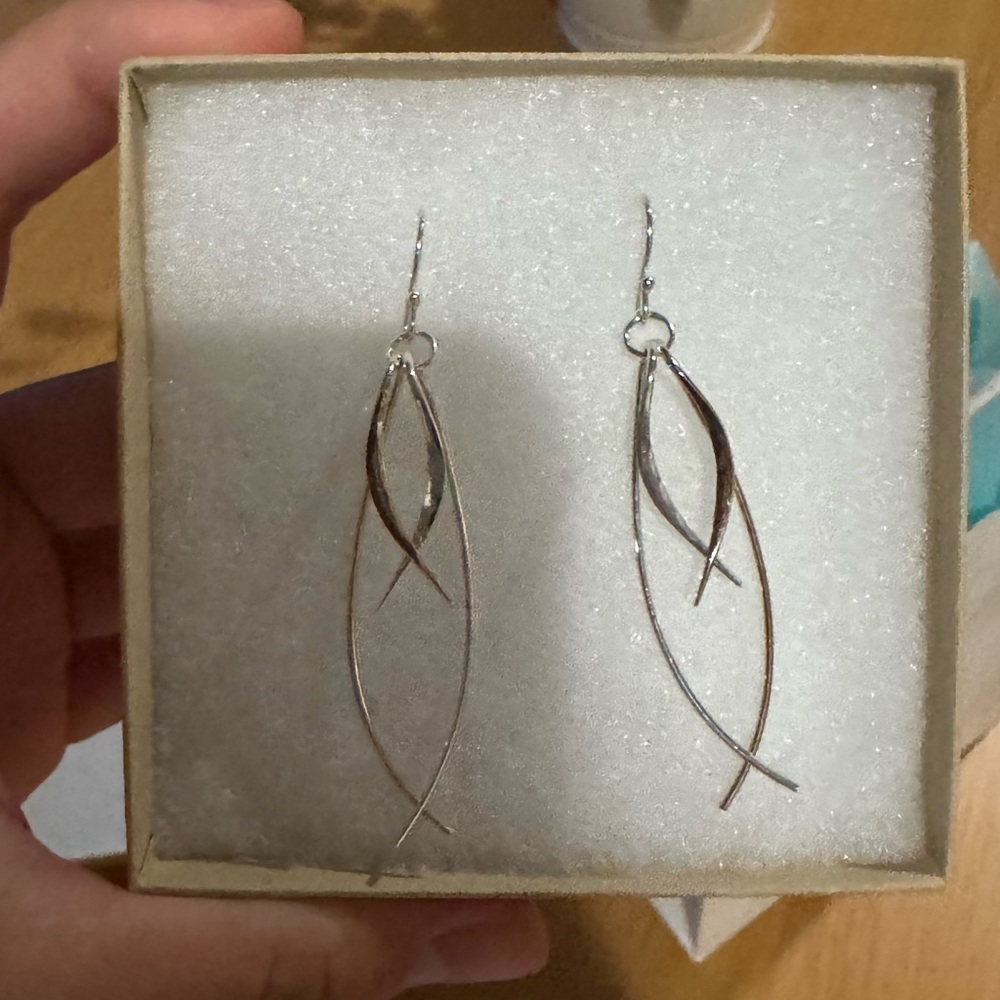 Peter James Jewerly Dangling Fish Earring+Necklace